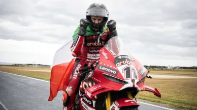 Nicolo Bulega Juara di Australian WorldSBK Hat-trick Gila di Phillip Island, Ducati Tak Terbendung!