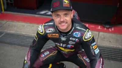 Sam Lowes Targetkan Kemenangan Pertama di WorldSBK Usai Tren Positif