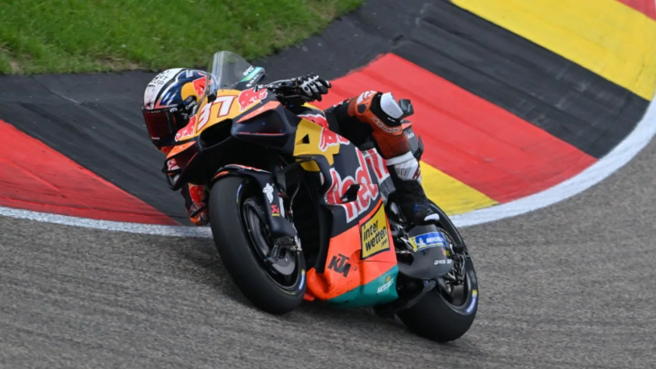 Cukup 10 Lap Saja, Acosta Sebut Sprint Race MotoGP 'Membosankan', Namun Grid Oke