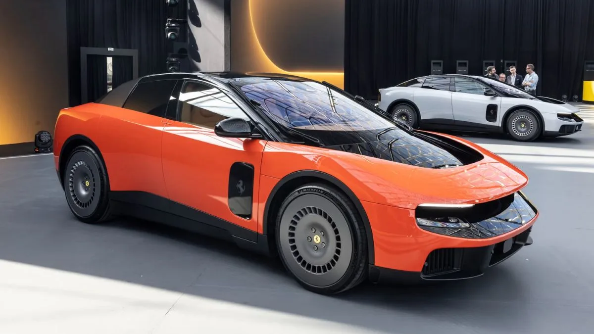 Fenomena Gila, Harga Ferrari Luce EV Unit Perdana Tembus Rp650 Miliar Sejajar Legenda 250 GTO
