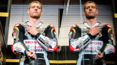 Soroti Regulasi MotoGP 2027, Cal Crutchlow Balap Dulu Lebih Seru karena Pembalap Wajib Kelola Ban!