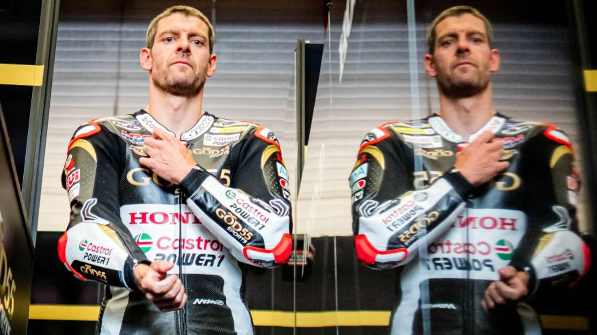 Soroti Regulasi MotoGP 2027, Cal Crutchlow Balap Dulu Lebih Seru karena Pembalap Wajib Kelola Ban!