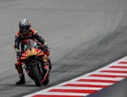 Diwarnai Red Flag Crash Alex Marquez, Inilah Hasil Practice MotoGP Austria 2026: Acosta Tak Terbendung, Ogura Menyodok P3